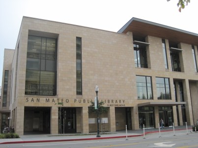 San_Mateo_Public_Library,_Main_Branch_front_2
